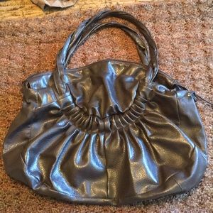 Brown purse with zipper closure